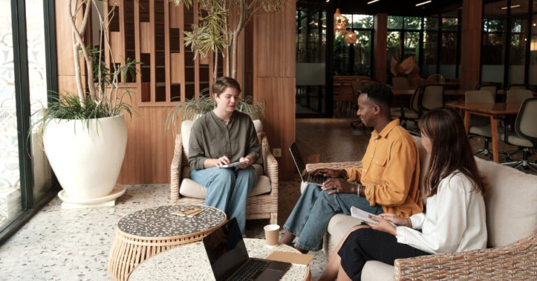 Advisory team discussing